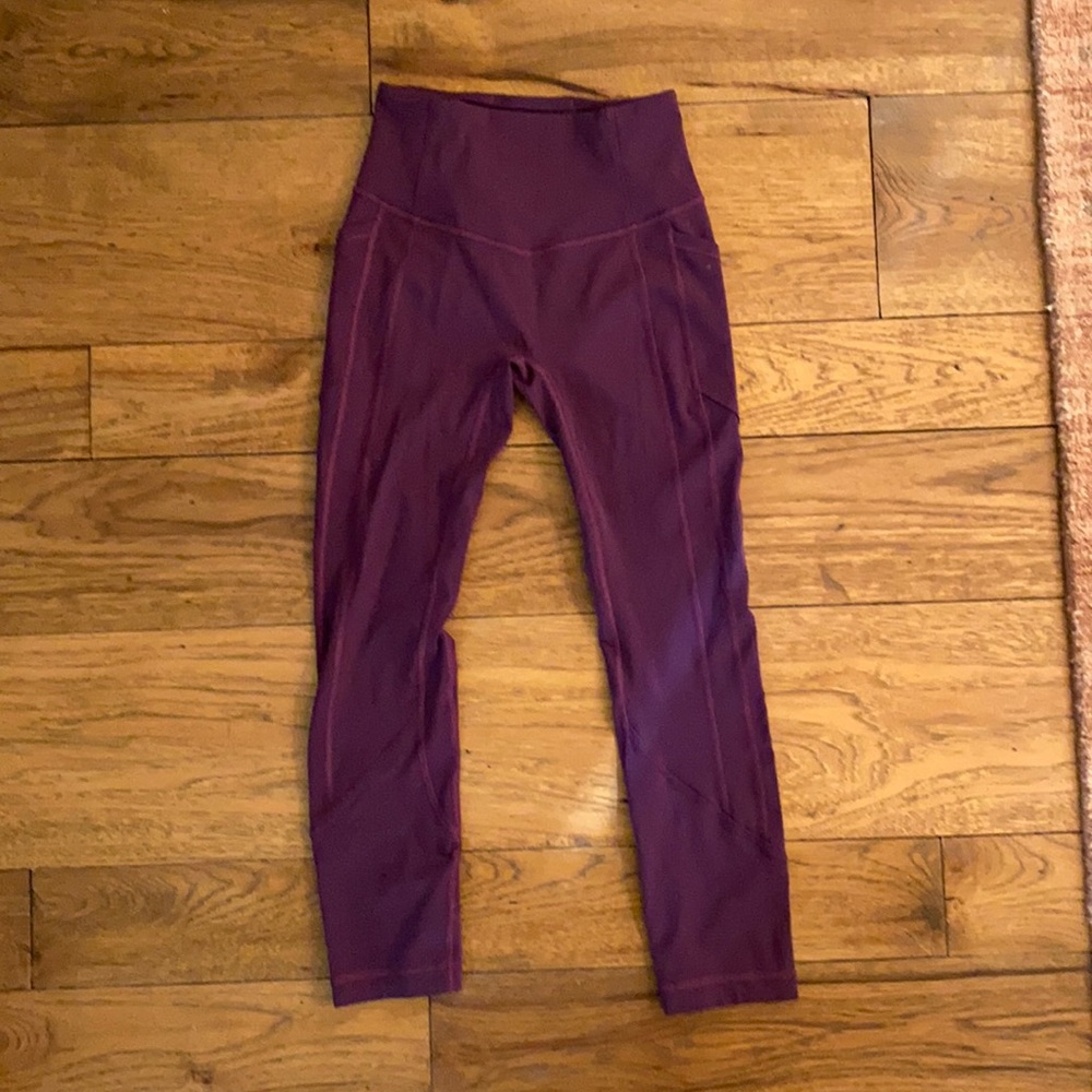 Lululemon leggings with pockets